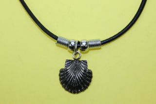 Obrázek z Řetízek s uzávěrem - mušle (12) 